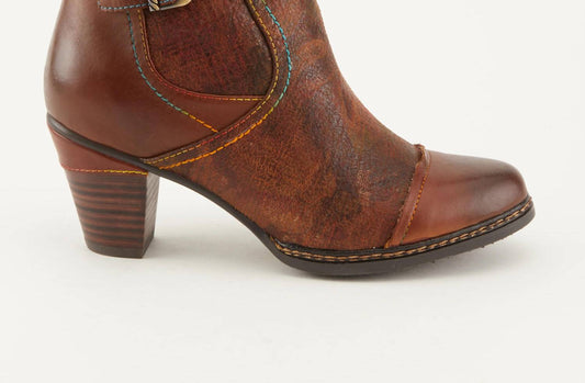 WOMEN CAPTIVATE BOOTIE