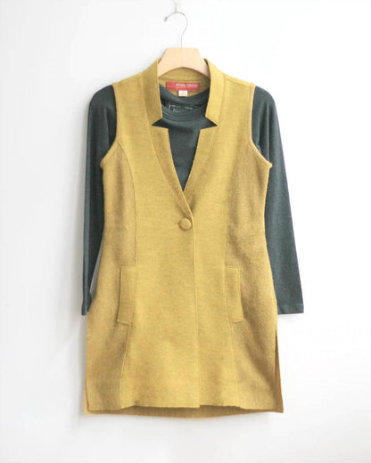 Notched Vest