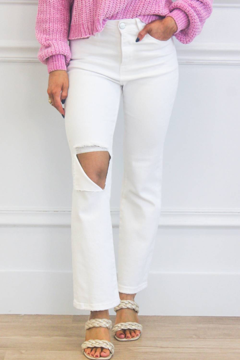 Distressed Straight Leg Jeans
