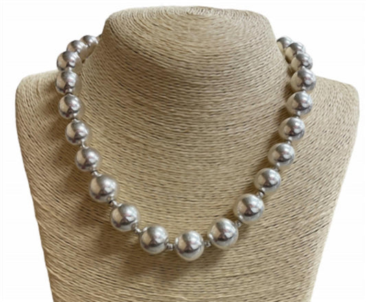Women's Ball Beaded Short Necklace