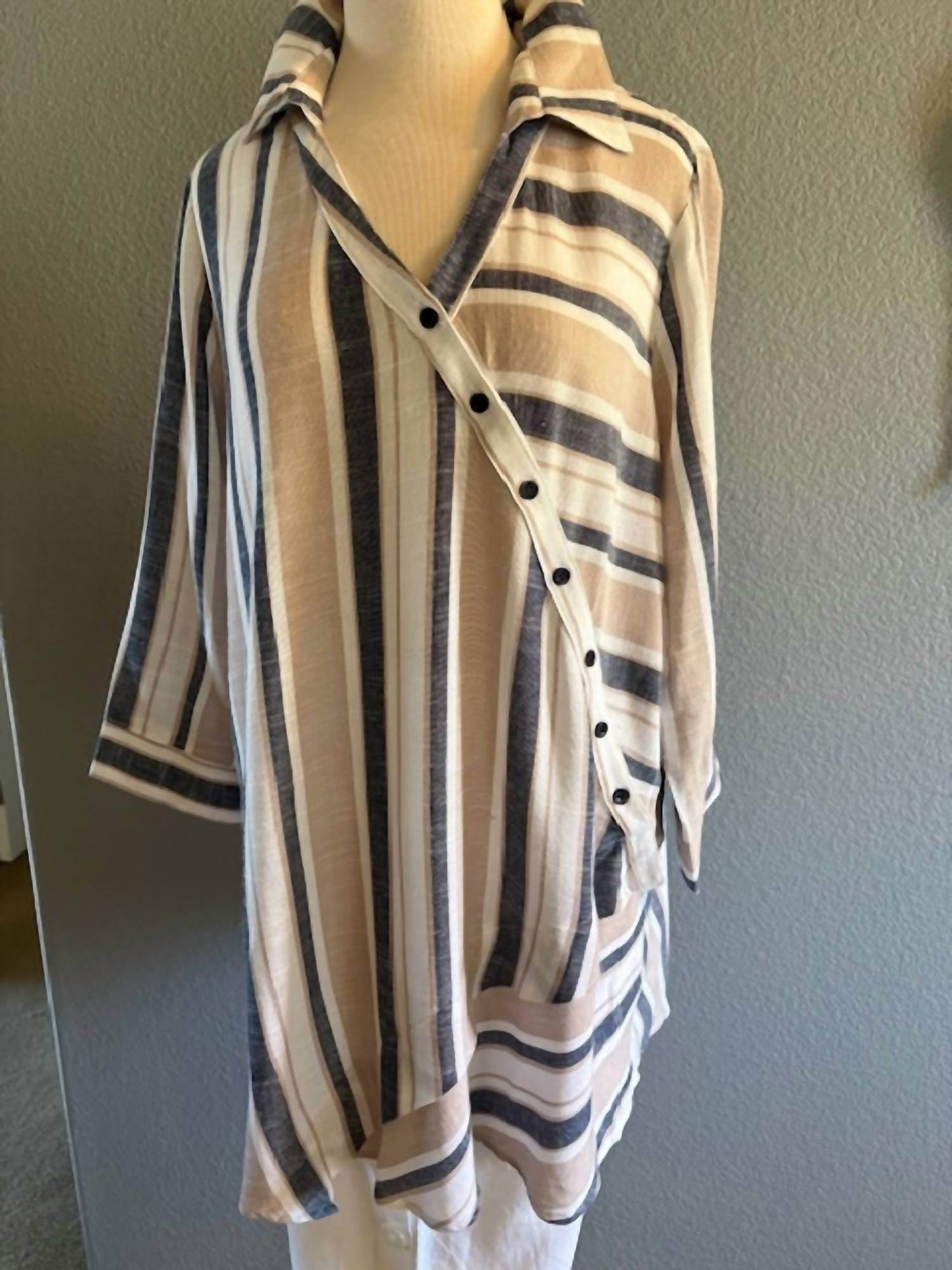 Klaveli - Women's Stripe Diagonal Button Top - Rack Hunt -