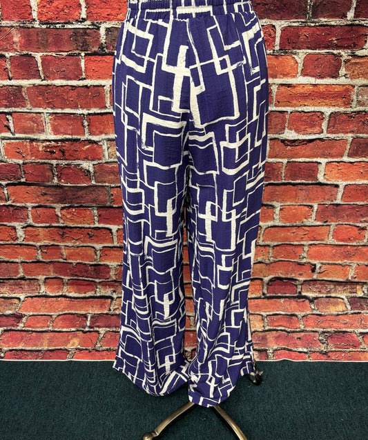 Women's Modern Lines Wide Leg Pant - Plus