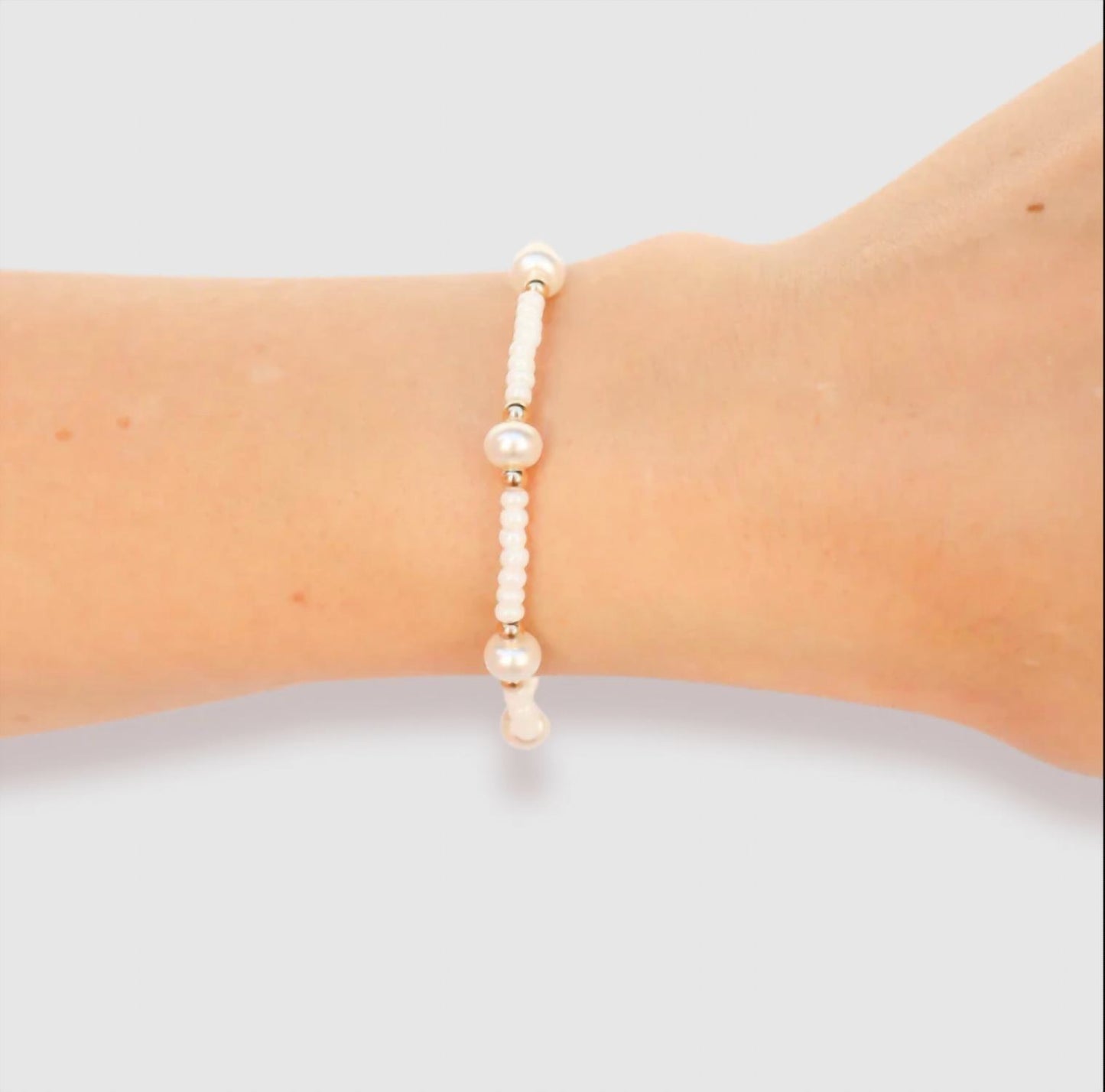 Women's Luster Pearl Bracelet