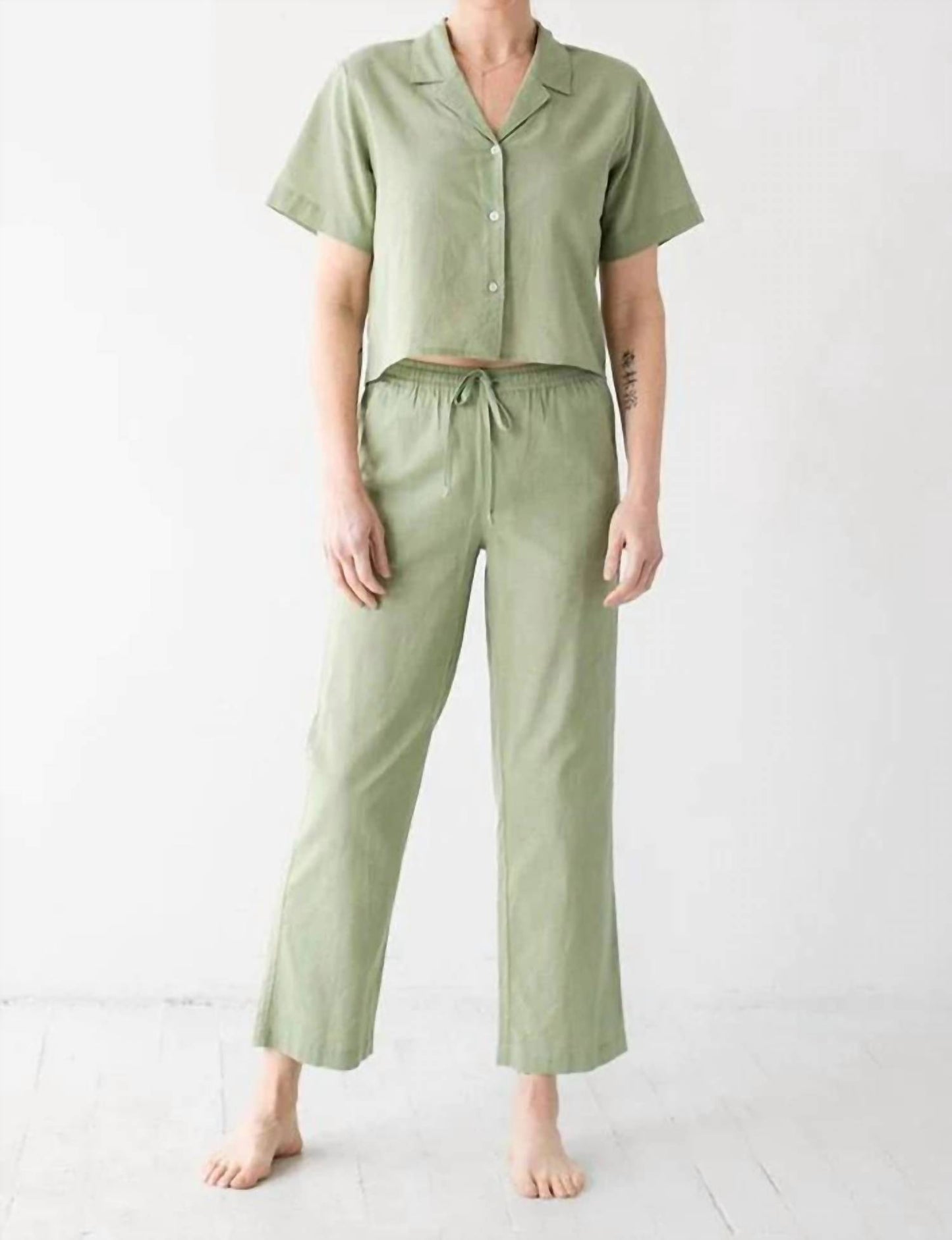 Woven High Waisted Pants
