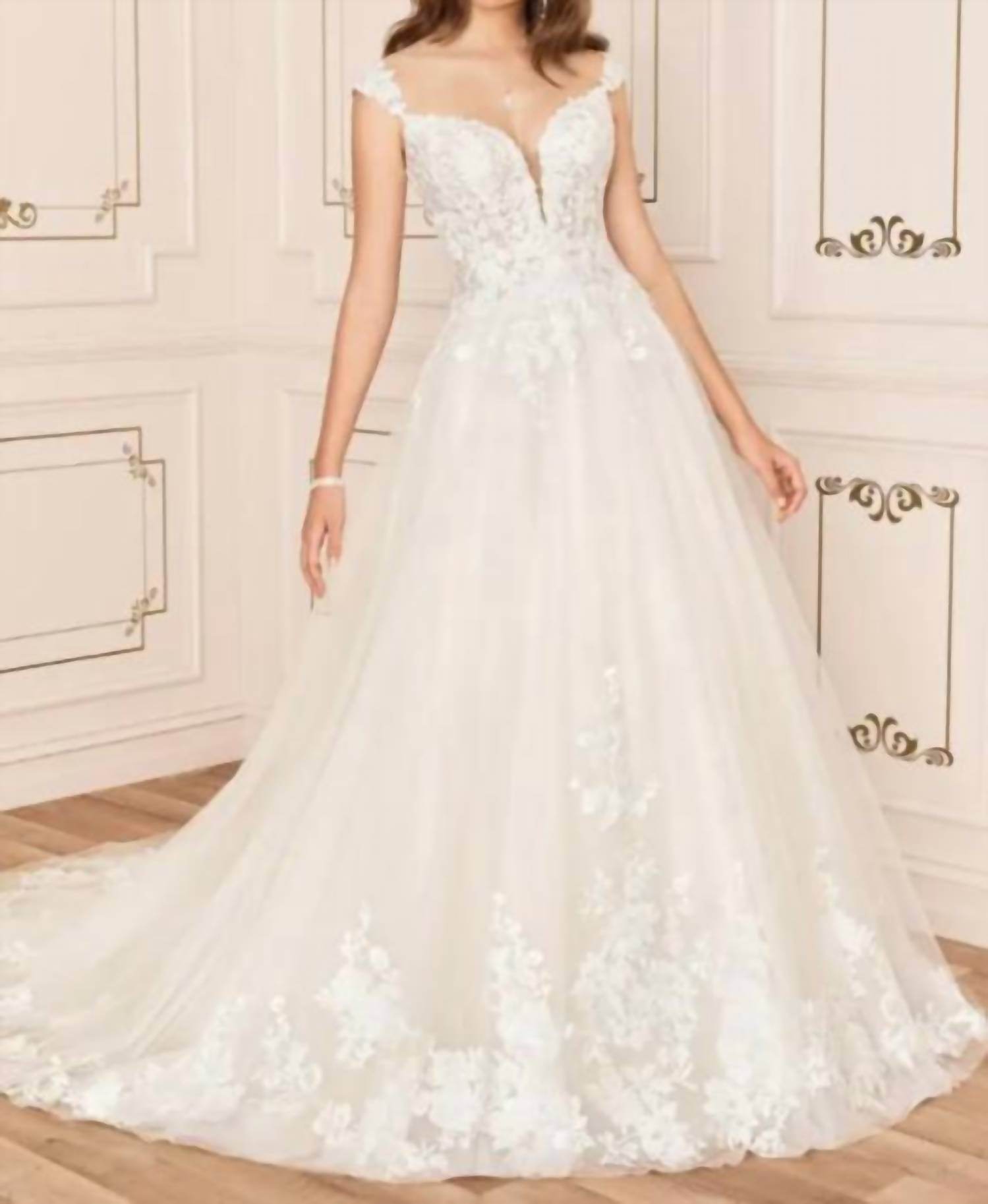 Sophia Tolli - Fit And Flare Wedding Gown - Rack Hunt -
