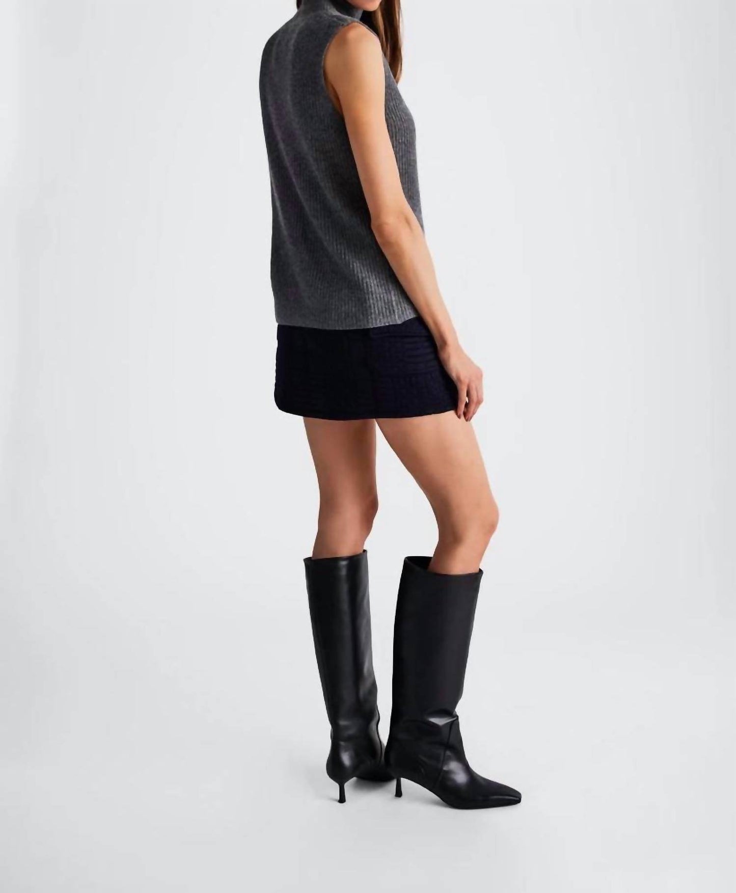 IN/ONE - Nola Cashmere Sleeveless Turtleneck - Rack Hunt -