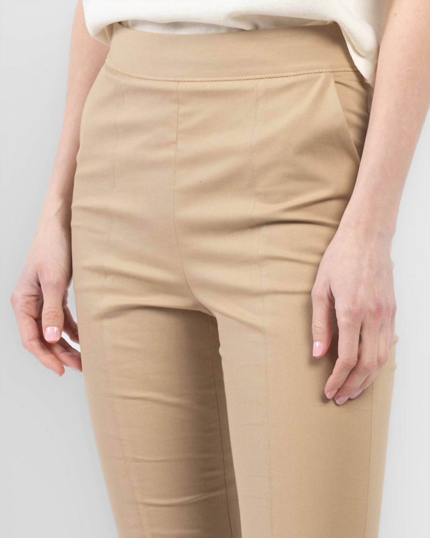 LAFATA - Kick Flare Crop Pant - Rack Hunt -