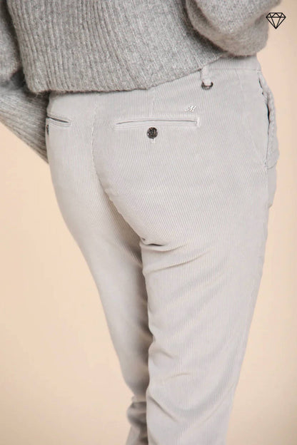 New York Slim Velvet Pant