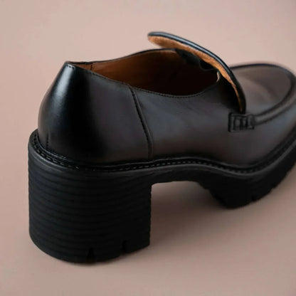 EOS Melbourne - Women's Malia Heeled Loafer - Rack Hunt