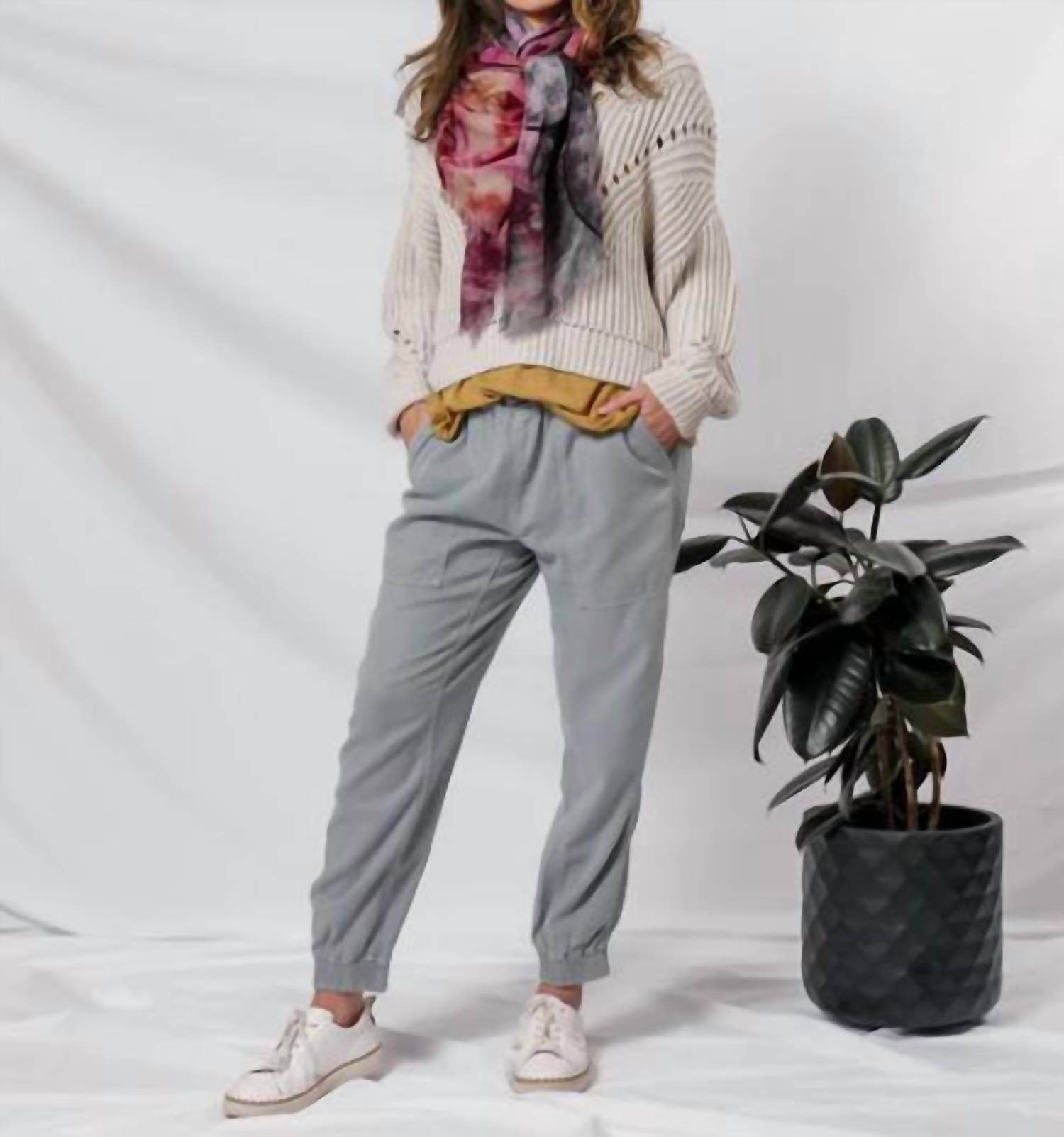 Dog & Boy - Trenchant merino wool scarf - Rack Hunt -