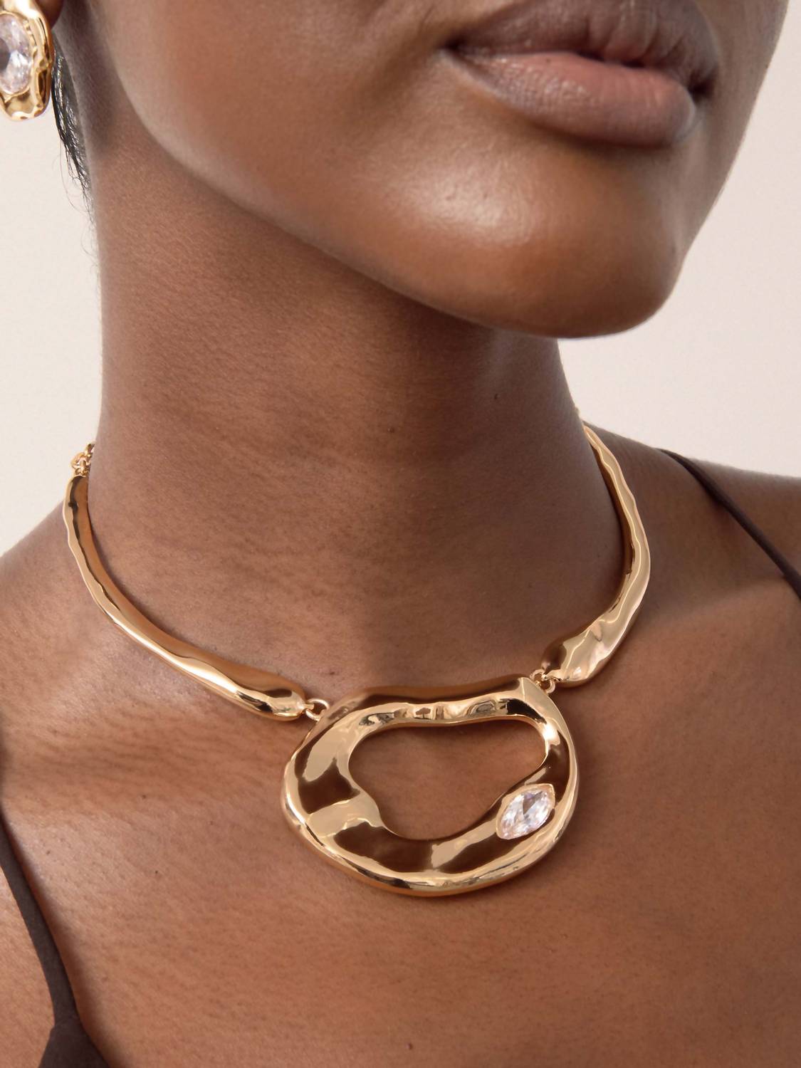 Women's Molten Marquise Necklace