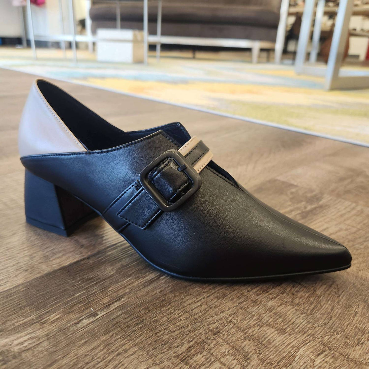 Women's Pointy Toe Pump