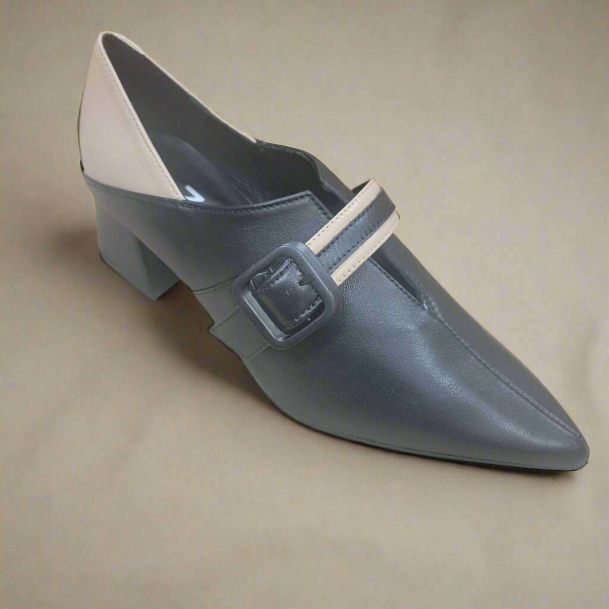 Women's Pointy Toe Pump