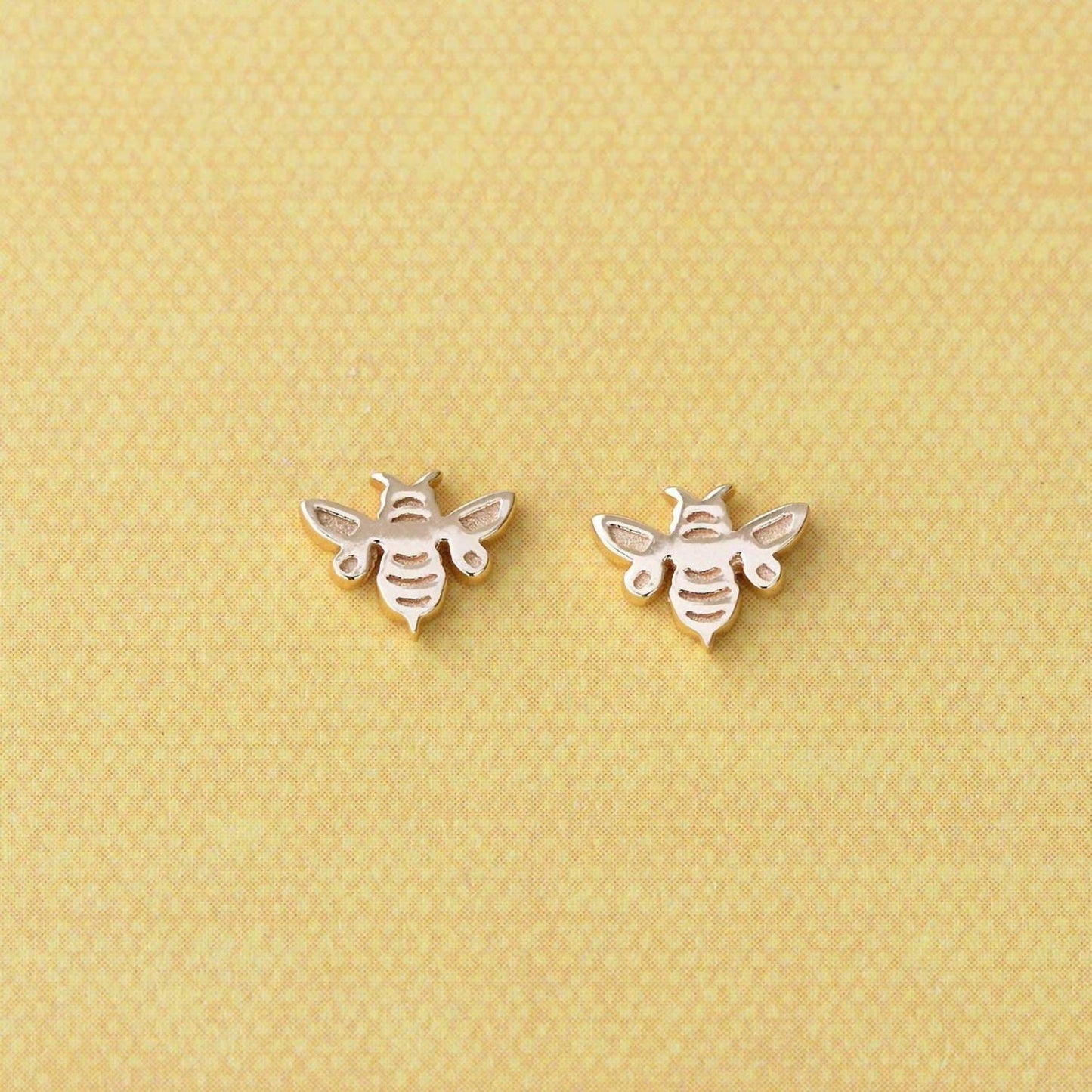 Women's Bumble Bee Stud Earrings