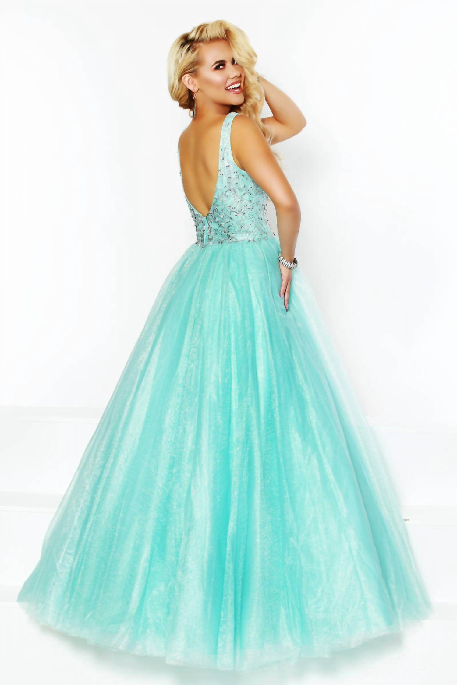 2Cute - Sleeveless Dress - Rack Hunt -