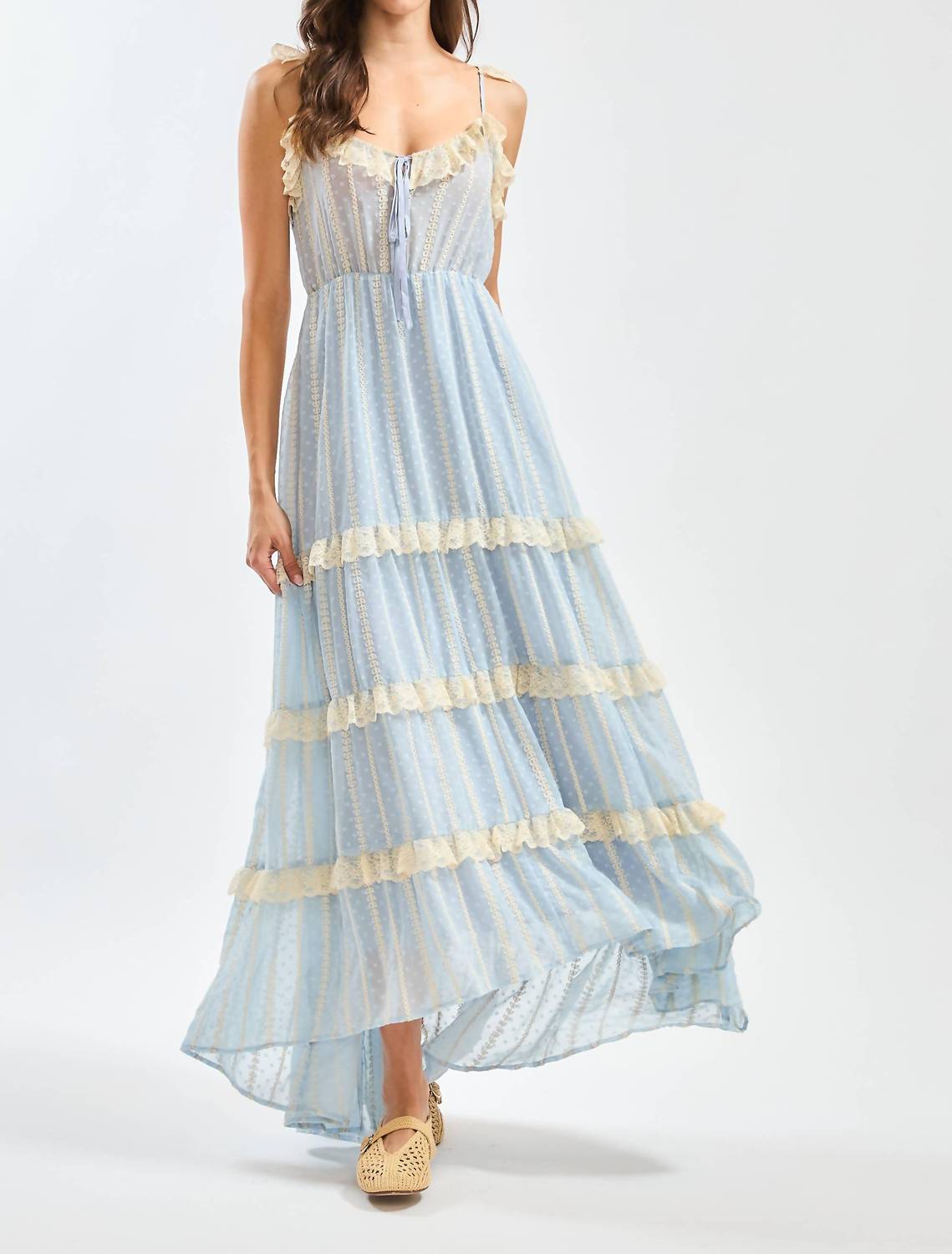 Cd10576d Lace Maxi Dress With Layered Ruffle