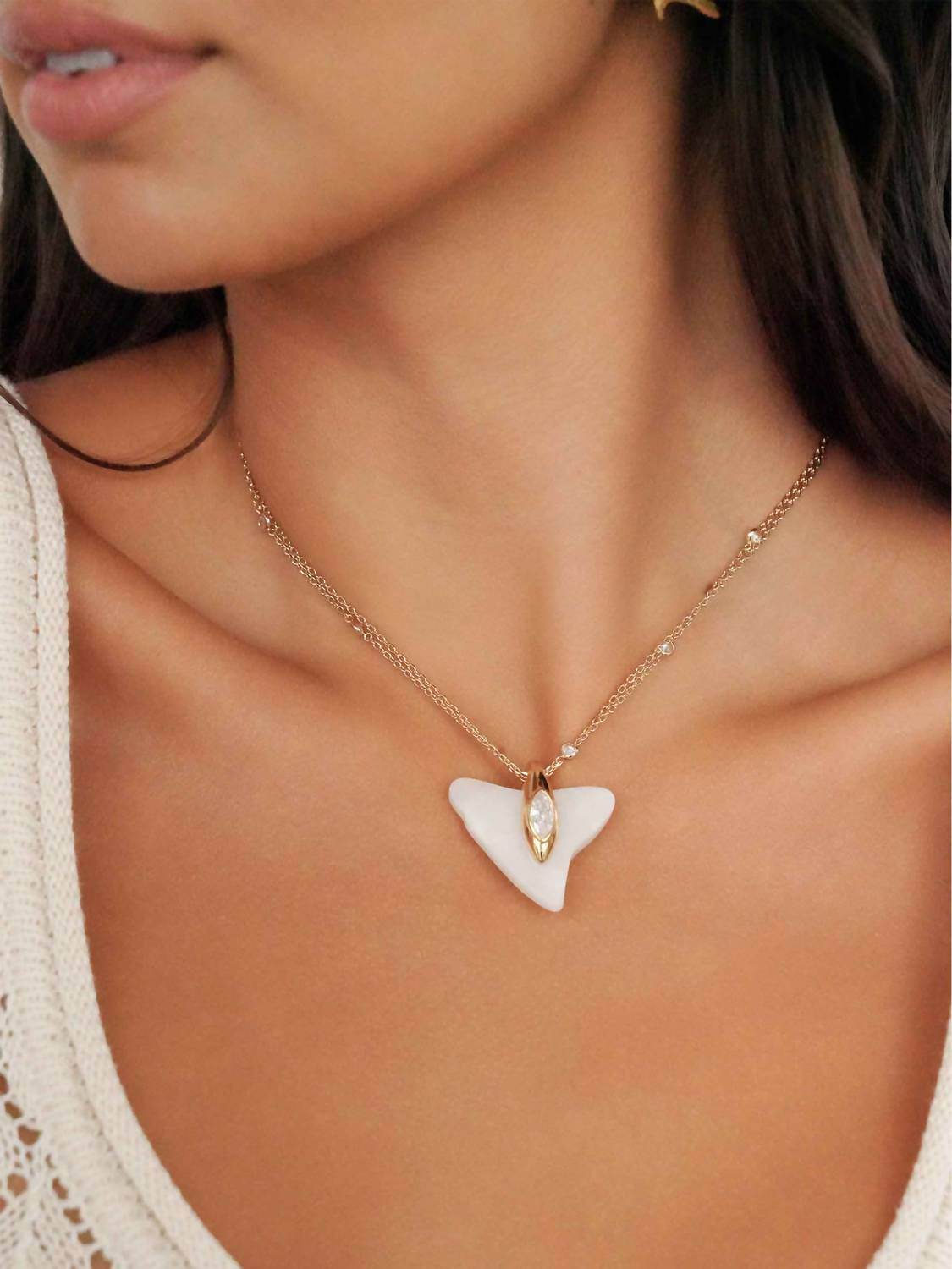 ettika - Women's Deep Ocean Shark Necklace - Rack Hunt -