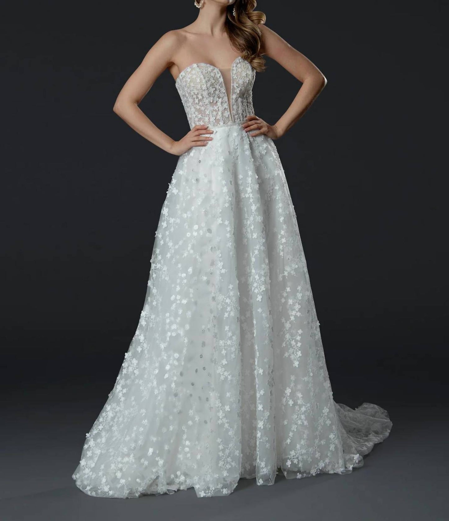 Strapless Wedding Dress With Detachable Sleeve