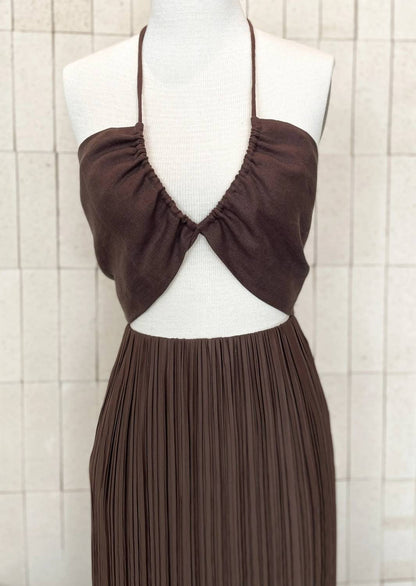Pia Criss Cross Front Top