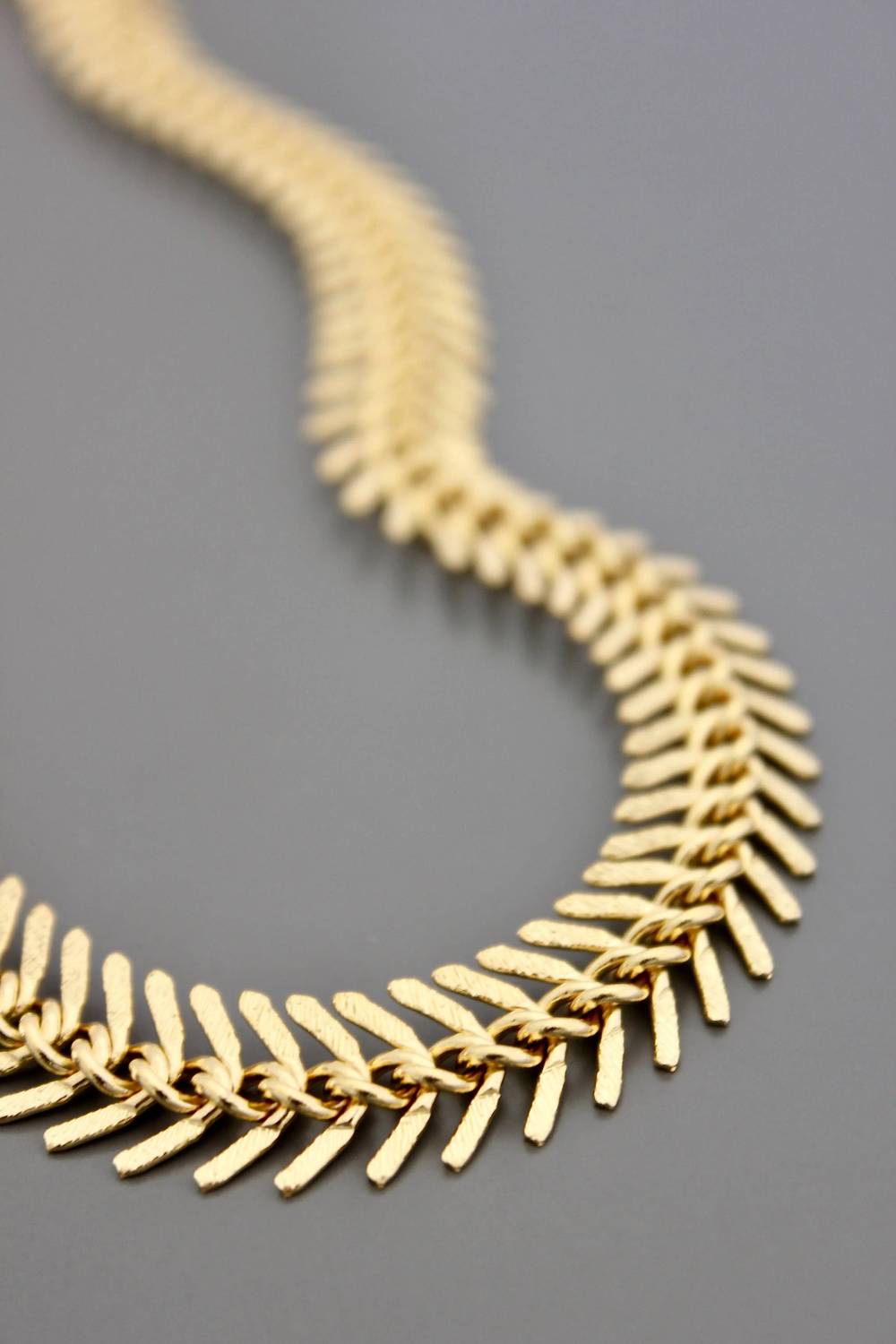 Women's Chain Fish Bone Necklace
