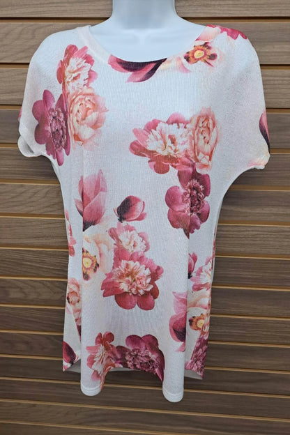 Avery Apparel - Women's Light Floral Short Sleeve - Rack Hunt
