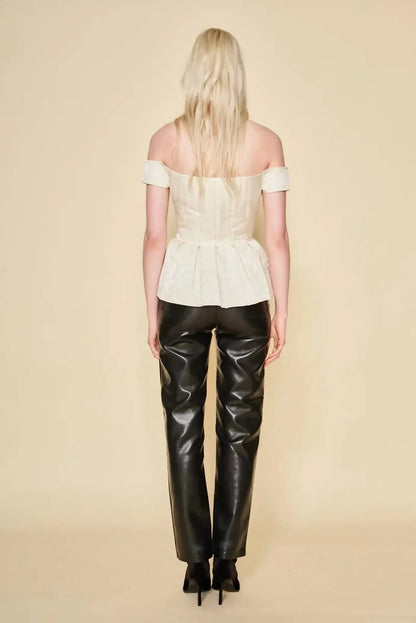 dRA Los Angeles - Leighton Jacquard Off The Shoulder Peplum Top - Rack Hunt