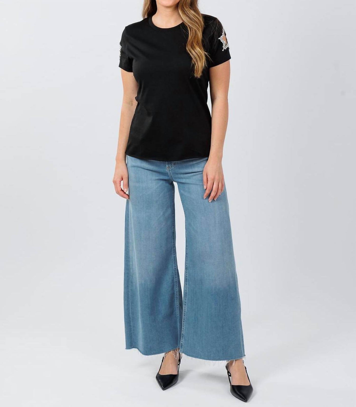 Suzy T - Women's Stars Cut Out Sleeve Top - Rack Hunt -