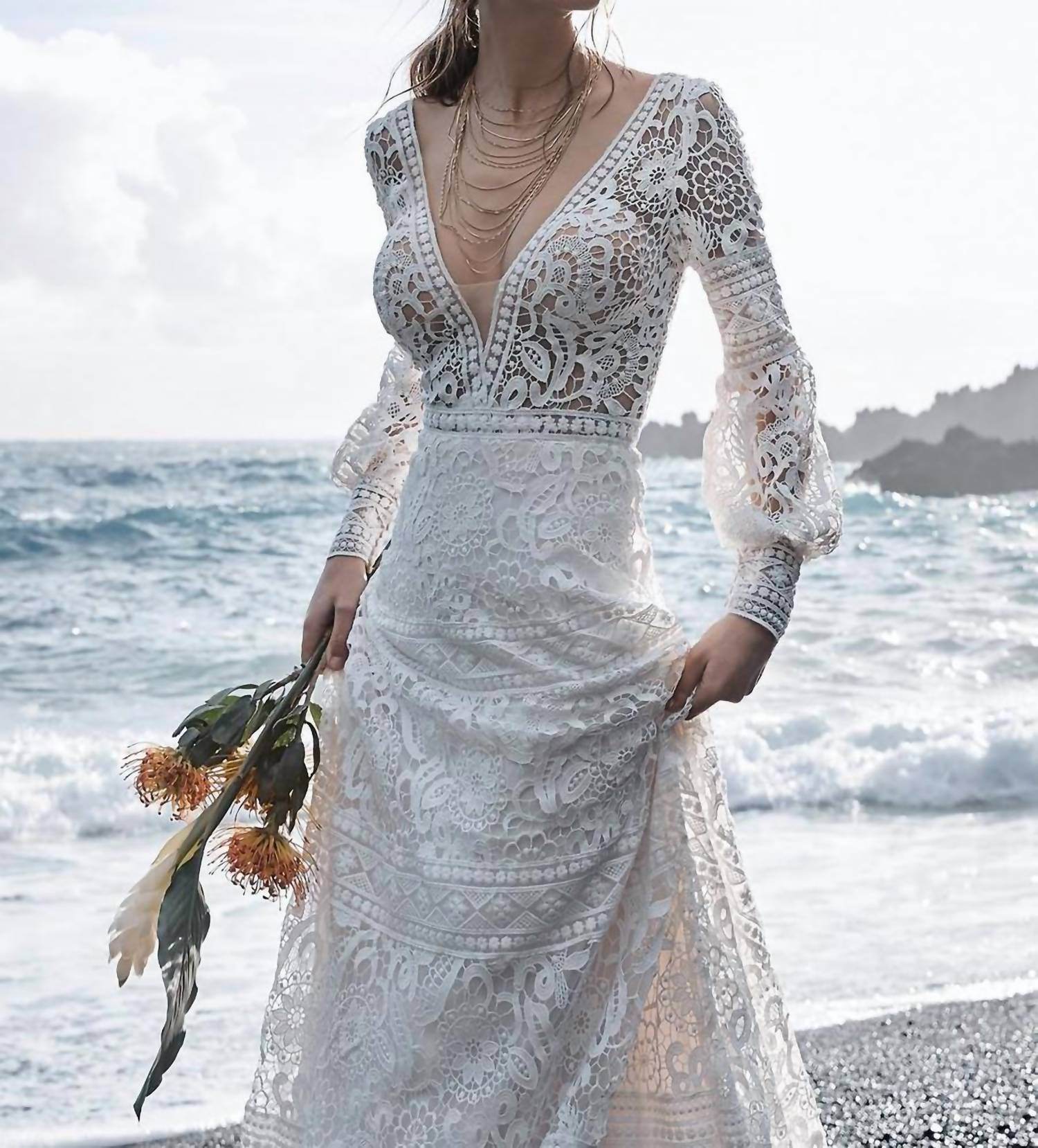 Maggie Sottero - Vintage Lace Wedding Dress - Rack Hunt