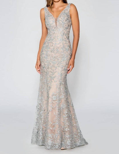 Long Fitted Sleeveless Prom Gown