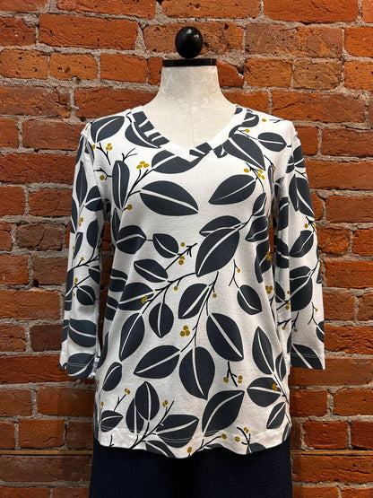 Women's V-neck 3/4-sleeve Tunic