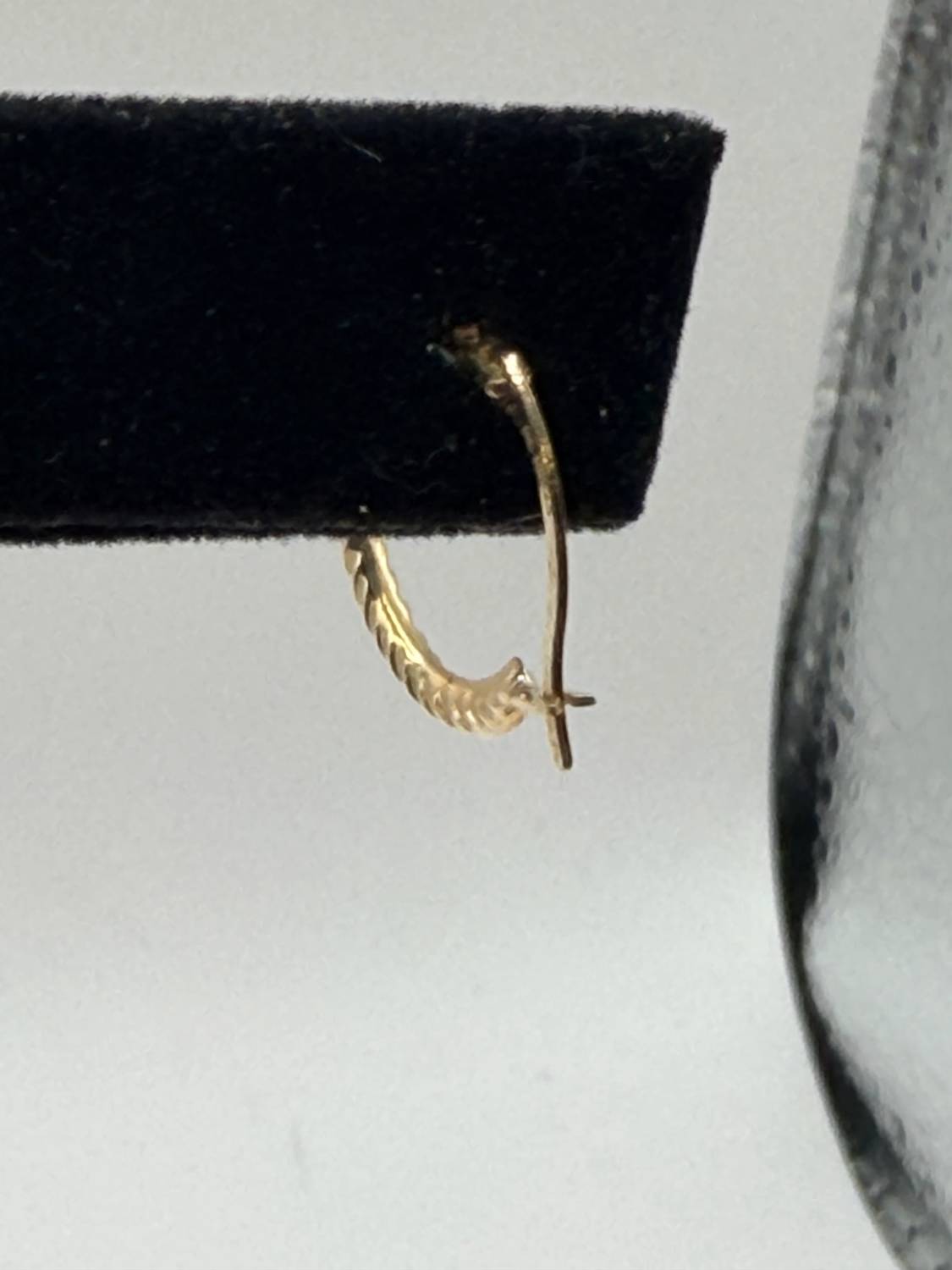 Women's Polished Ribbed Textured Extra Small Hoop Earrings