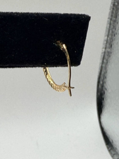 Women's Polished Ribbed Textured Extra Small Hoop Earrings