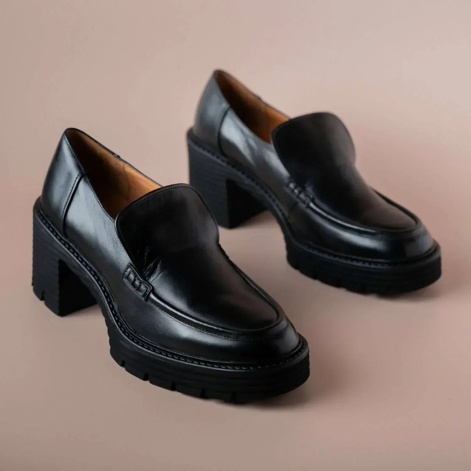EOS Melbourne - Women's Malia Heeled Loafer - Rack Hunt
