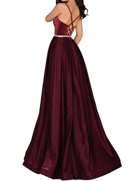 Sleeveless V-neck Maxi Dress