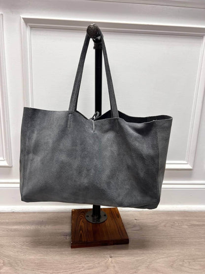 Jijou Capri - Women's Juju Suede Tote Bag - Rack Hunt