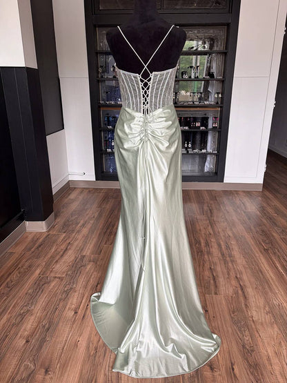 Women's Spaghetti Straps Sweetheart Neckline Dress