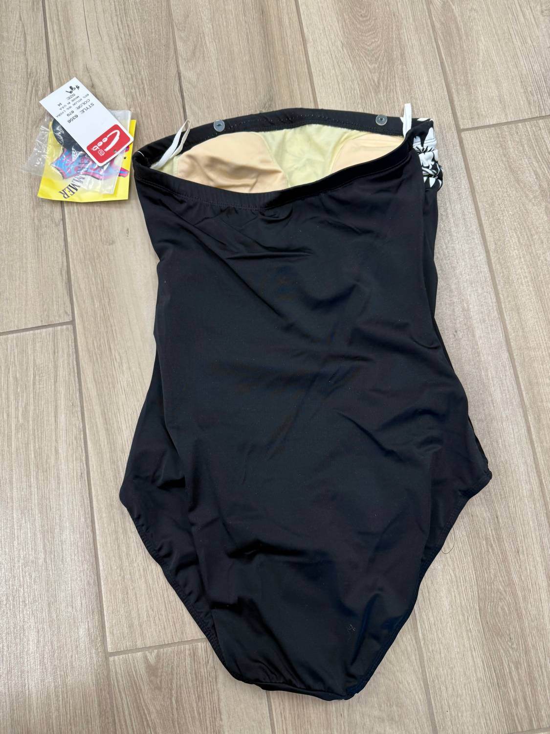 Ceeb USA - Women's Floral Print Strapless One-piece Swimsuit - Rack Hunt -