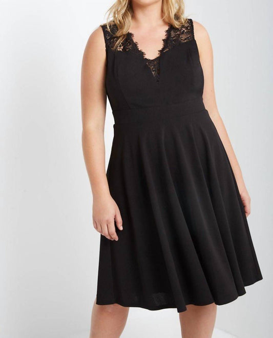 Lace Up Sleeveless V-neck Fit And Flare Dress - Plus