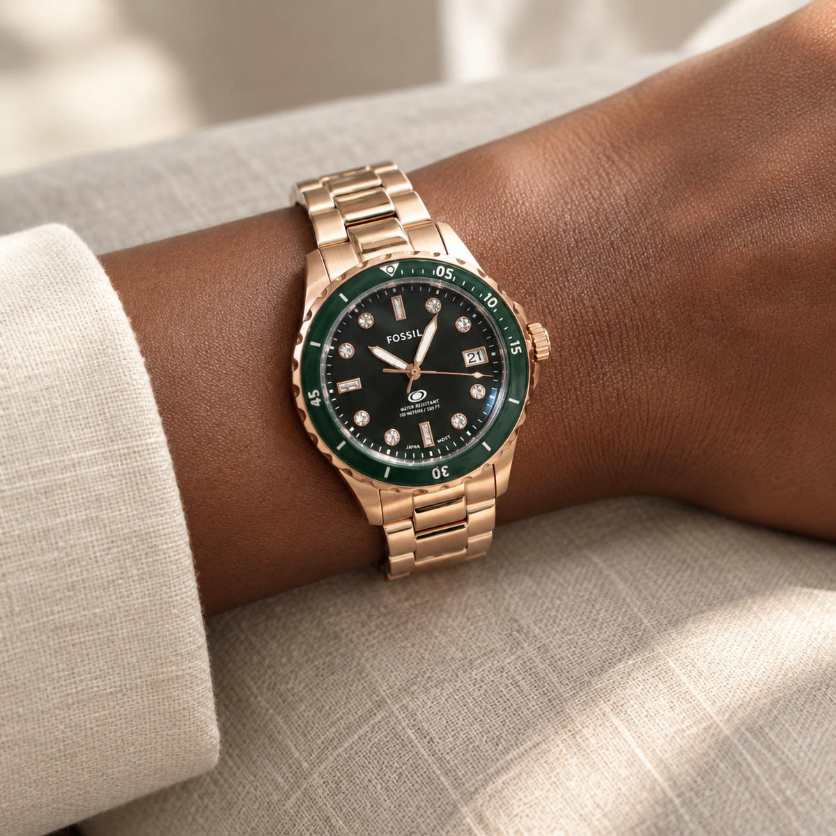 MID SIZE WATCH