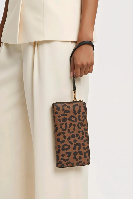RFID LOGAN ZIP CLUTCH