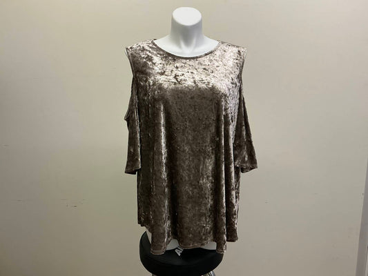 Women's Cut Sleeve Top