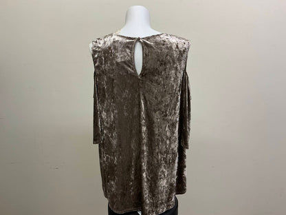 Women's Cut Sleeve Top