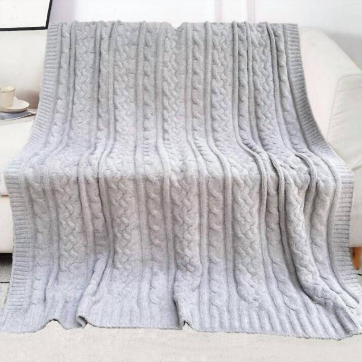 Soft Cable Knit Microfiber Throw Blanket