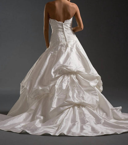 Strapless Sweetheart Wedding Gown
