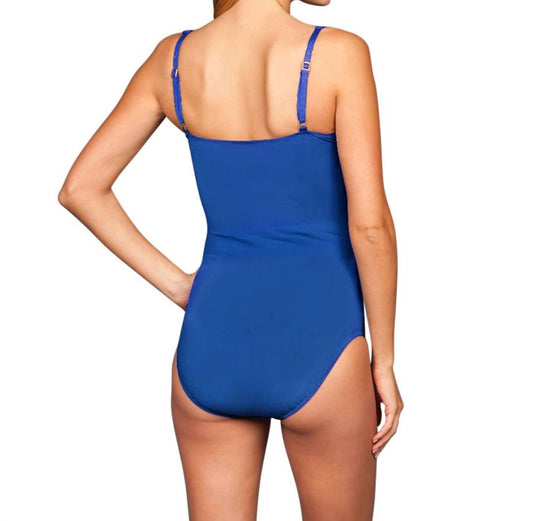 DD-Cup Twist Front Underwire One Piece Swimsuit