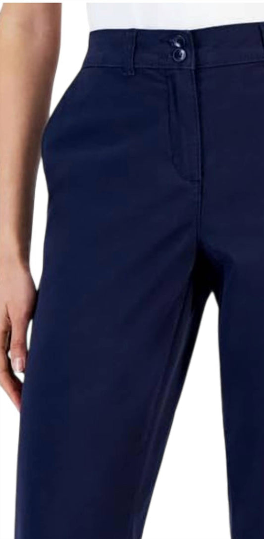 Women's Woven Flat Front Capri Pants