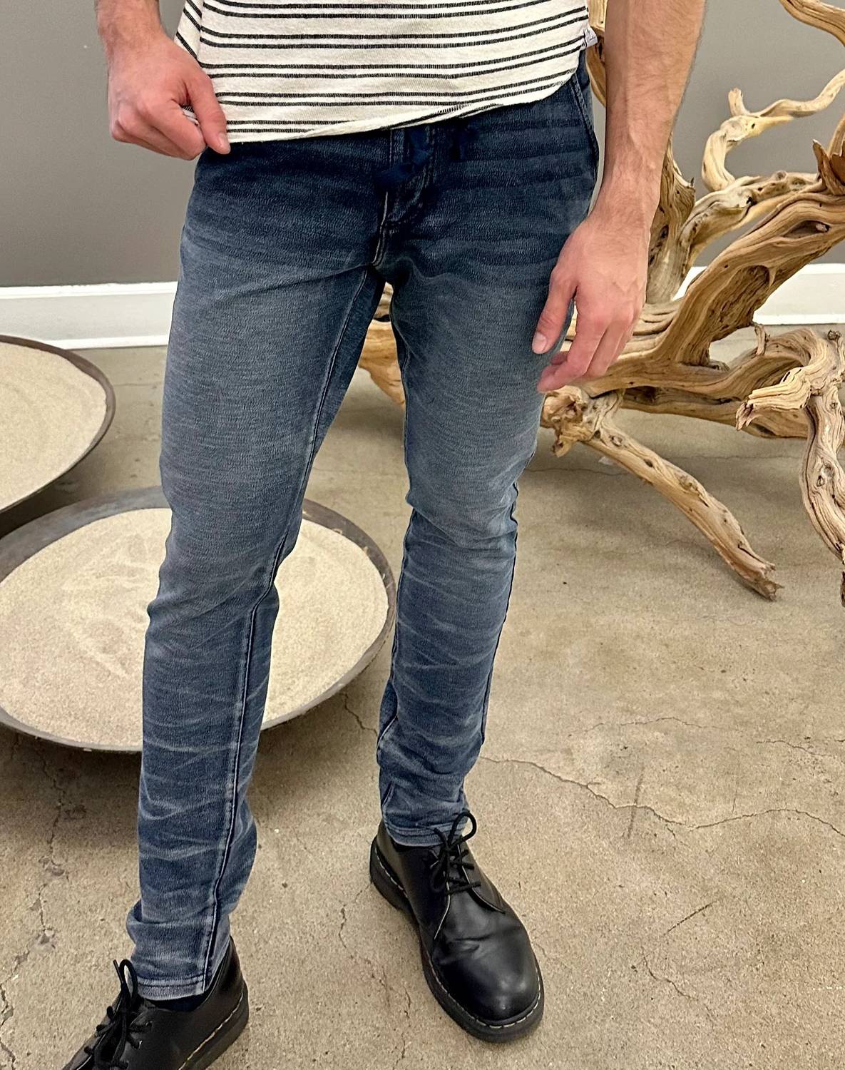 Travel Slim Silhouette Pants