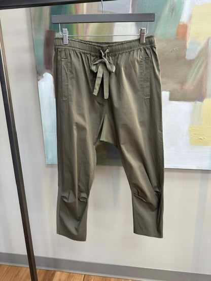 Women's Cropped Jogger Pant
