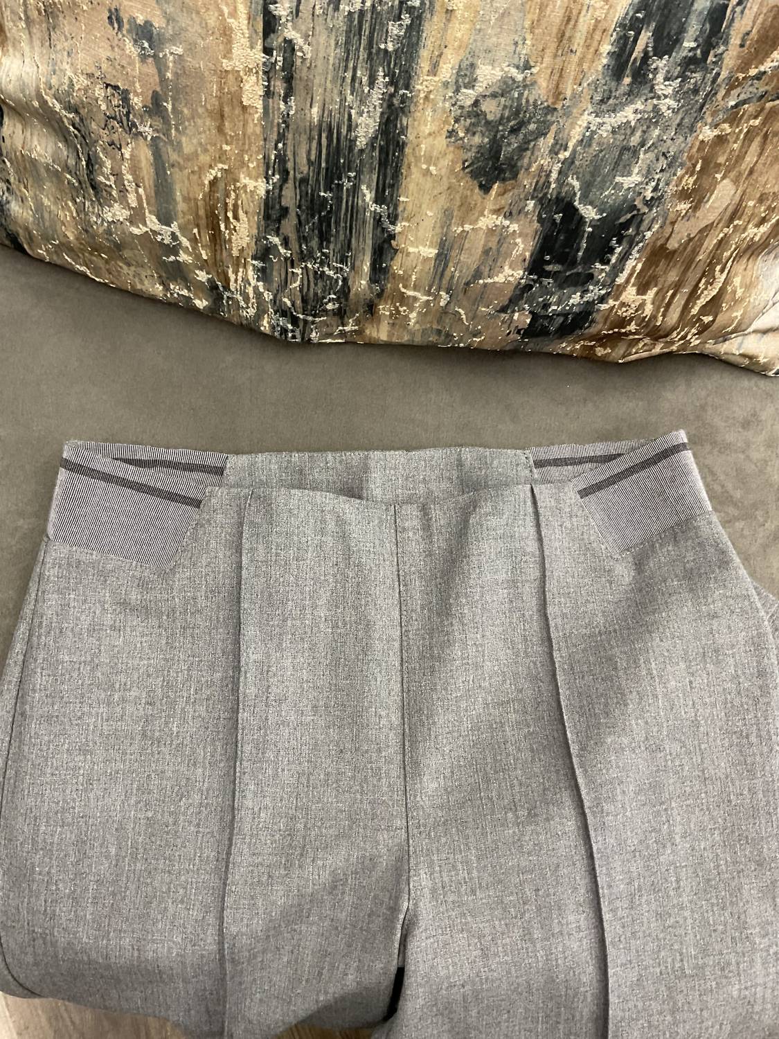 LIGHT GREY TAPERED WOOL PANT