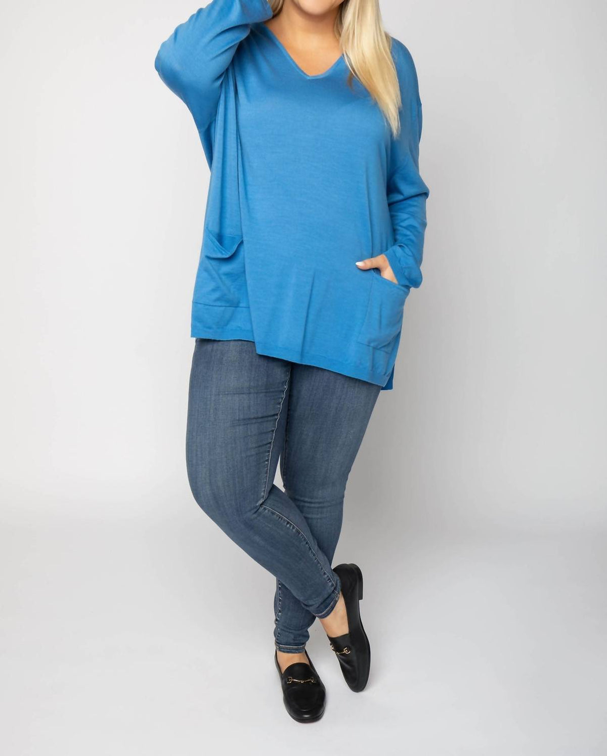 Merino V-neck Pullover Sweater - Plus